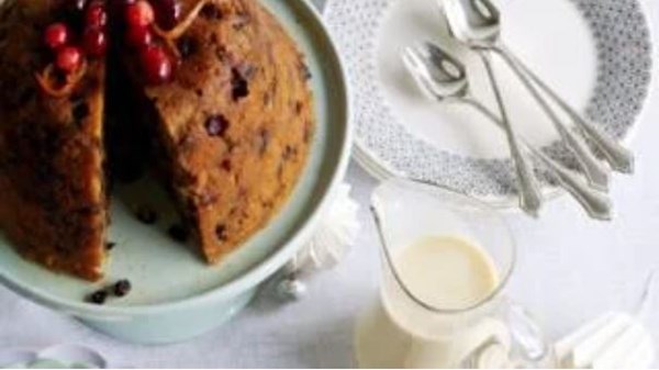 Cranberry, almond and orange Christmas pudding