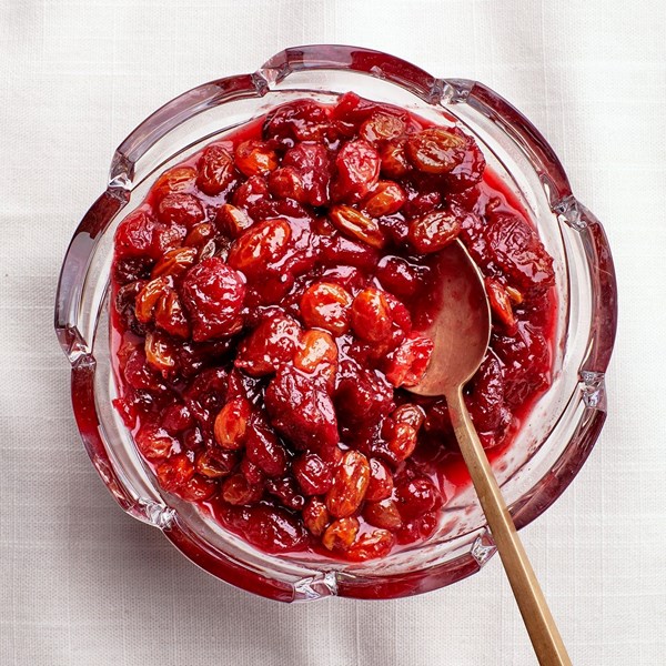 Cranberry and golden raisin relish