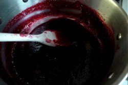 Cranberry and juniper jelly