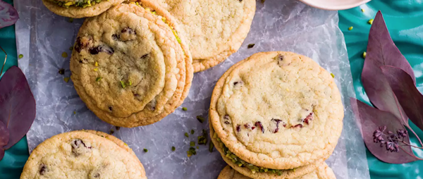 Cranberry and pistachio sandwich cookies