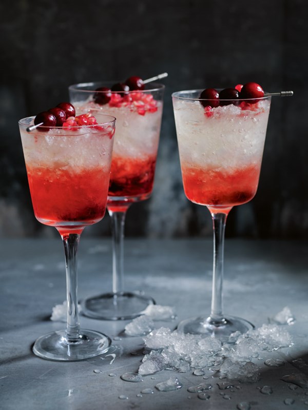 Cranberry and pomegranate spritz