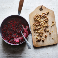 Cranberry and walnut relish