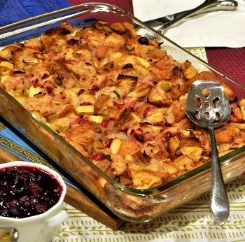 Cranberry, apple and sage stuffing