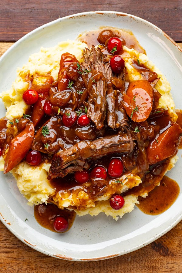 Cranberry balsamic roast beef