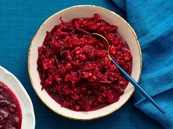 Cranberry-beet relish with ginger