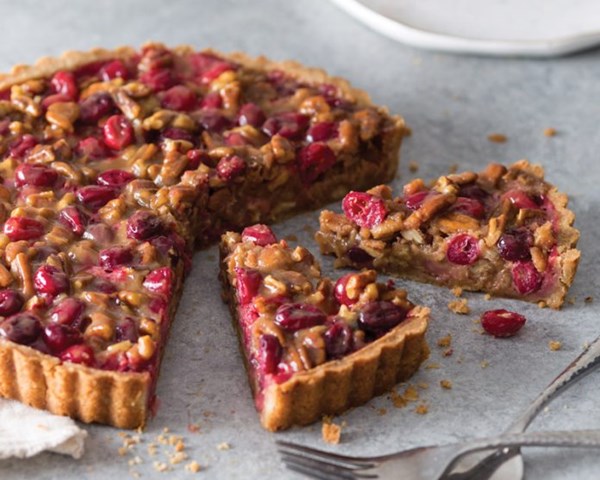 Cranberry-caramel tart