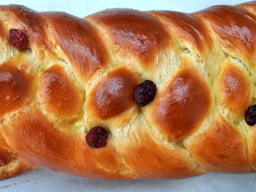 Cranberry challah