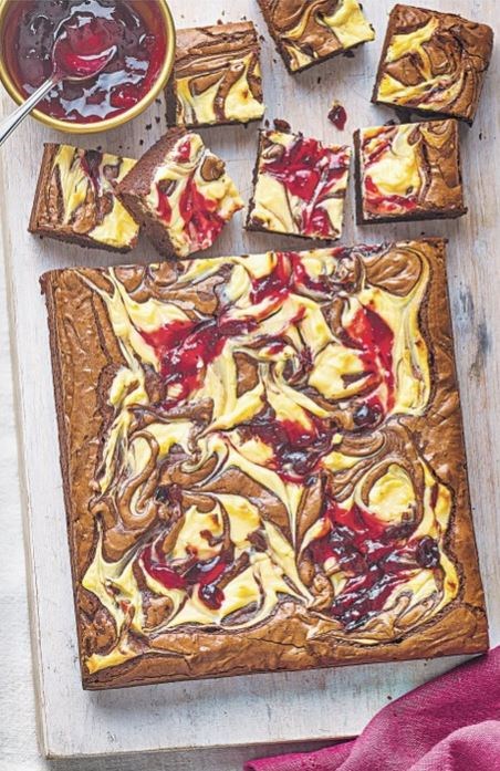 Cranberry cheesecake brownies