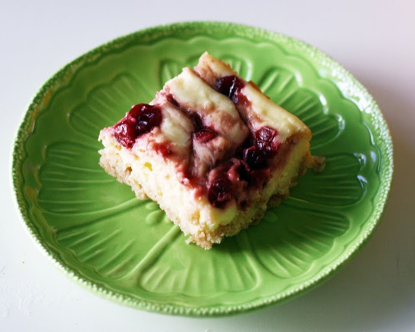 Cranberry cheesecake squares