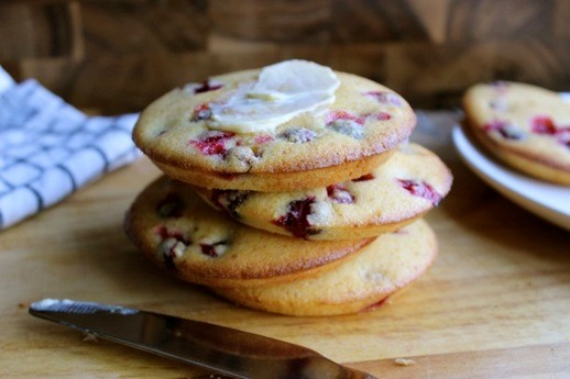 Cranberry-corn toaster cakes