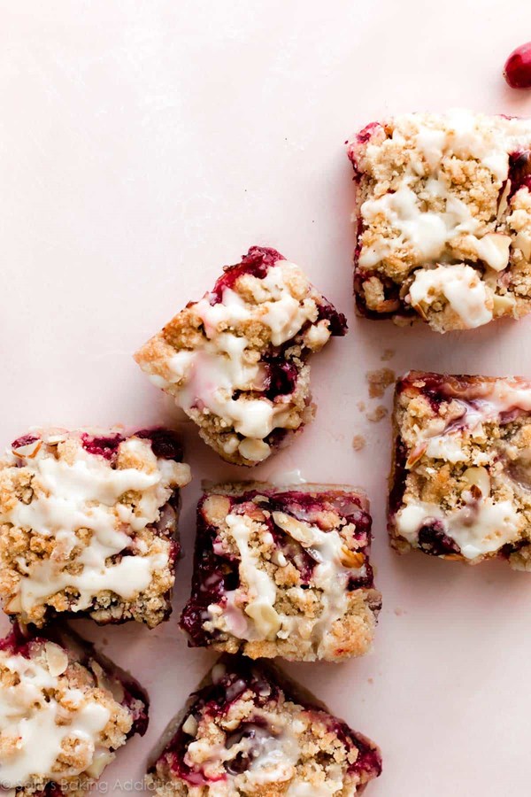 Cranberry crumble pie bars