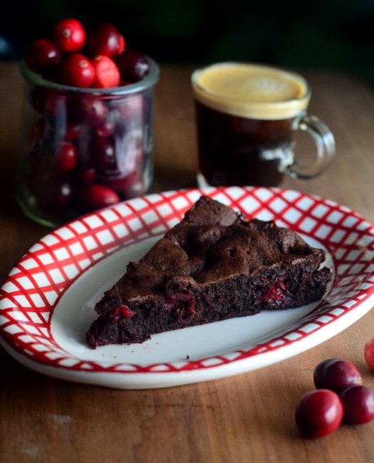 Cranberry flourless chocolate cake