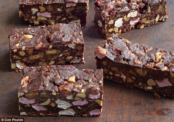 Cranberry, marshmallow and peanut chocolate fridge cake