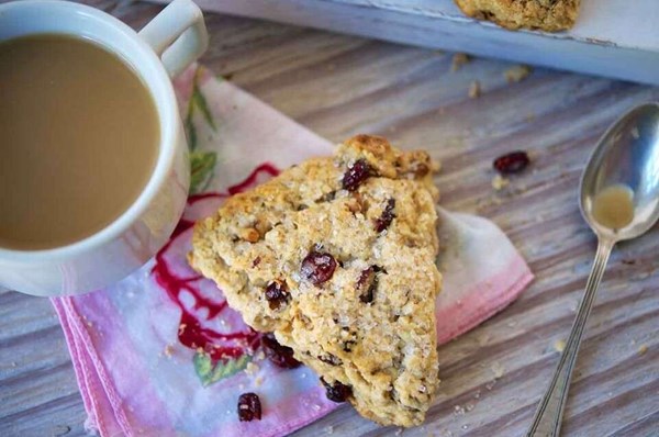 Cranberry oat scones