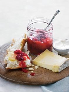 Cranberry-pear chutney