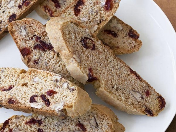 Cranberry pecan biscotti