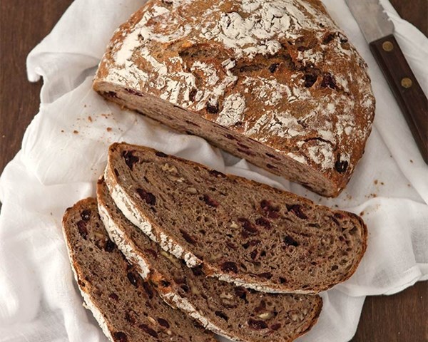 Cranberry-pecan bread