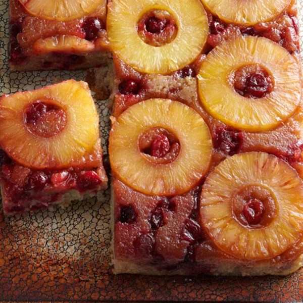 Cranberry pineapple upside-down cake