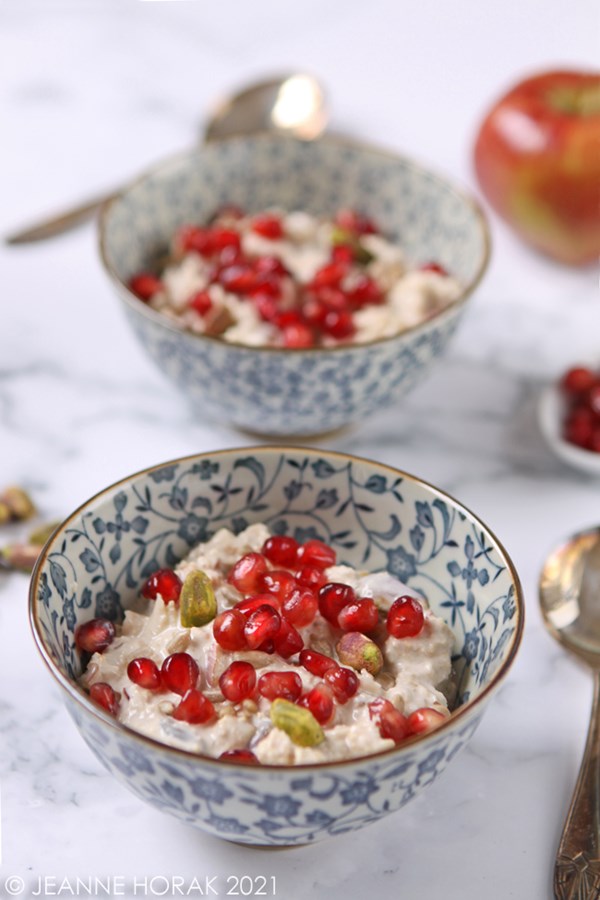 Cranberry pistachio Bircher muesli