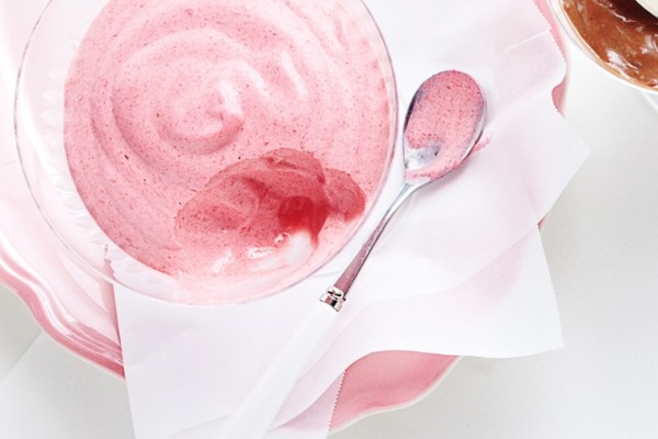 Cranberry raspberry mousse