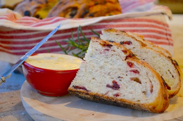 Cranberry-rosemary bread