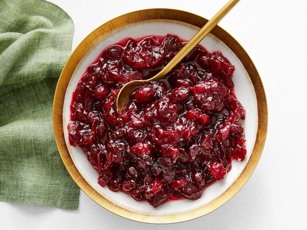 Cranberry sauce with bourbon and orange