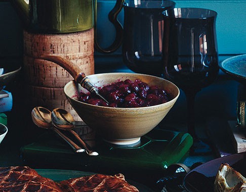 Cranberry sauce with dates and orange