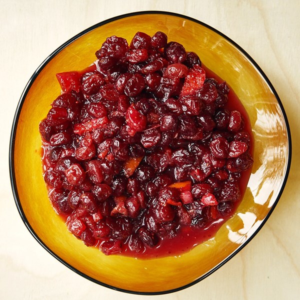 Cranberry sauce with orange and cinnamon
