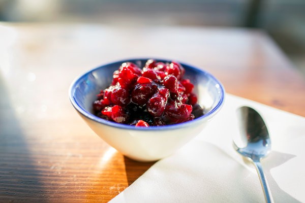 Cranberry sauce with Pinot noir