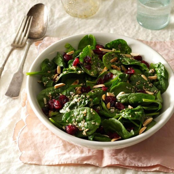 Cranberry-sesame spinach salad 