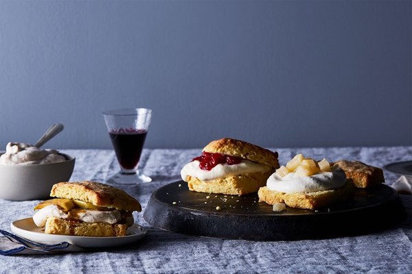 Cranberry shortcakes