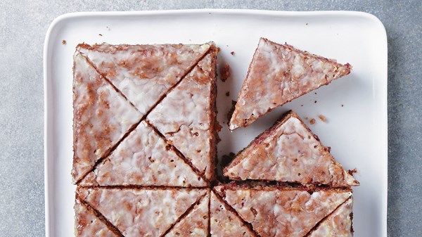Cranberry spice cake