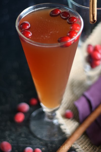 Cranberry spiced rum fizz