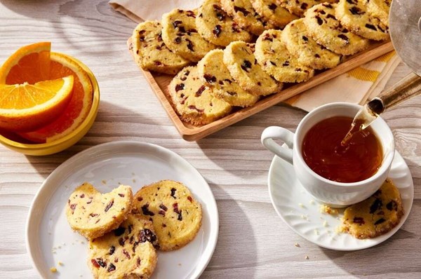 Cranberry-studded melted butter shortbread