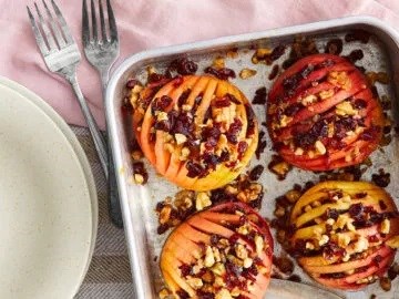 Cranberry-stuffed Hasselback apples