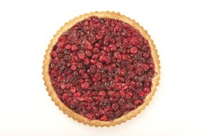 Cranberry tart with hazelnut crust