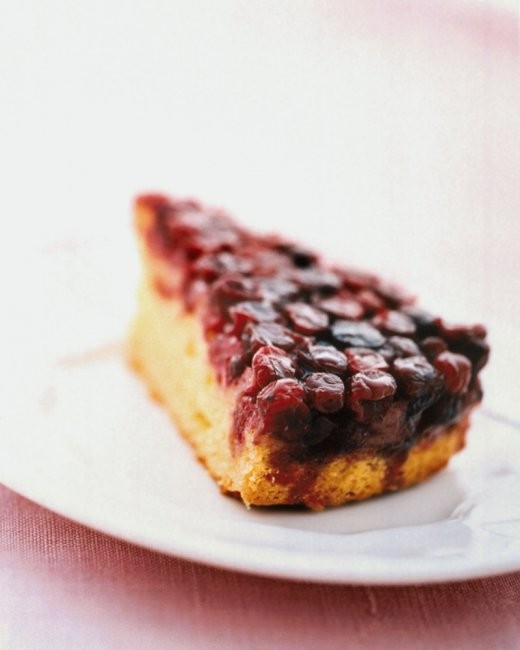 Cranberry upside-down cake