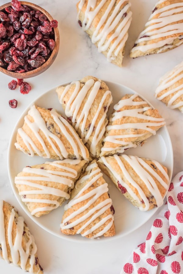 Cranberry-vanilla scones