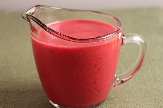 Cranberry vinaigrette salad dressing