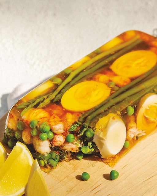 Crayfish and asparagus kabaret