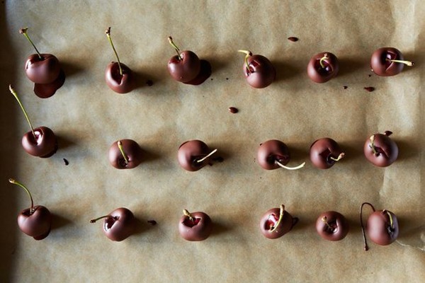 Crazy-good no-temper chocolate-dipped cherries