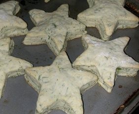Cream biscuits with dill