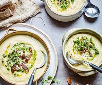 Cream cauliflower & bacon soup