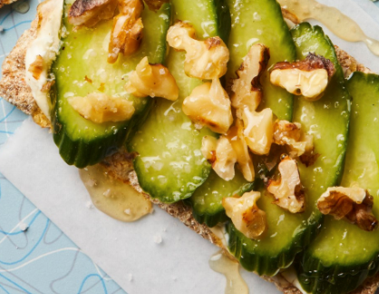 Cream cheese & cucumber smørrebrød