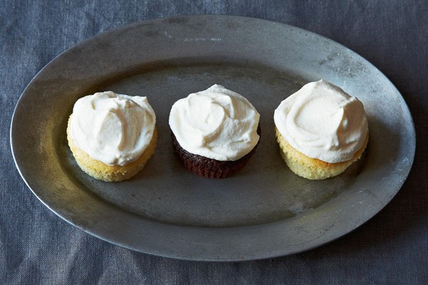 Cream cheese buttercream frosting
