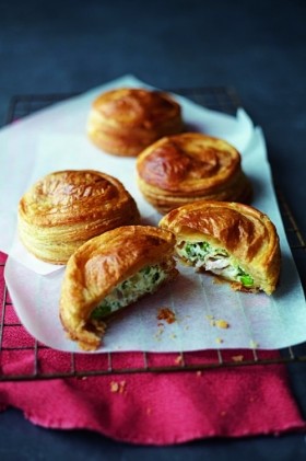 Cream cheese pithiviers