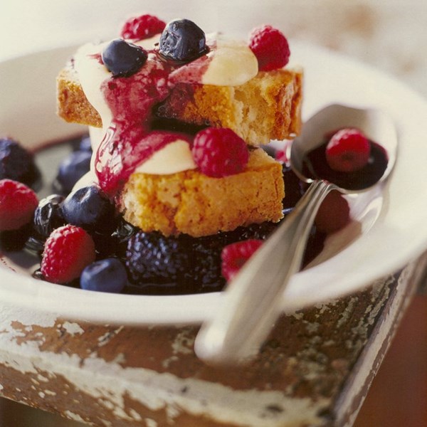 Cream cheese pound cake