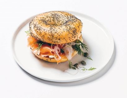 Cream cheese, salmon + caper bagel [sandwich]