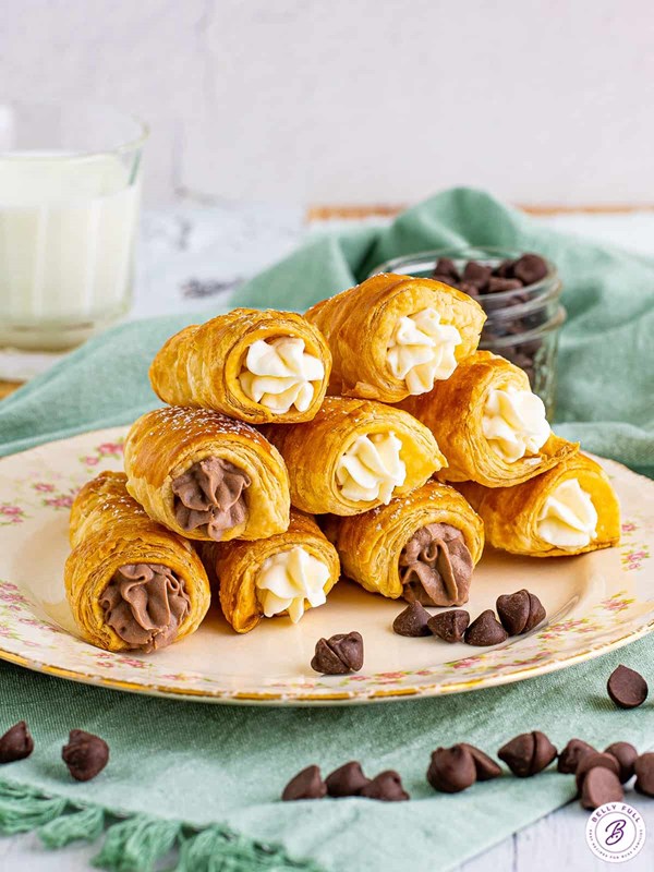 Cream horns