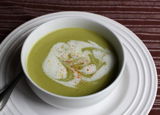 Cream of asparagus soup